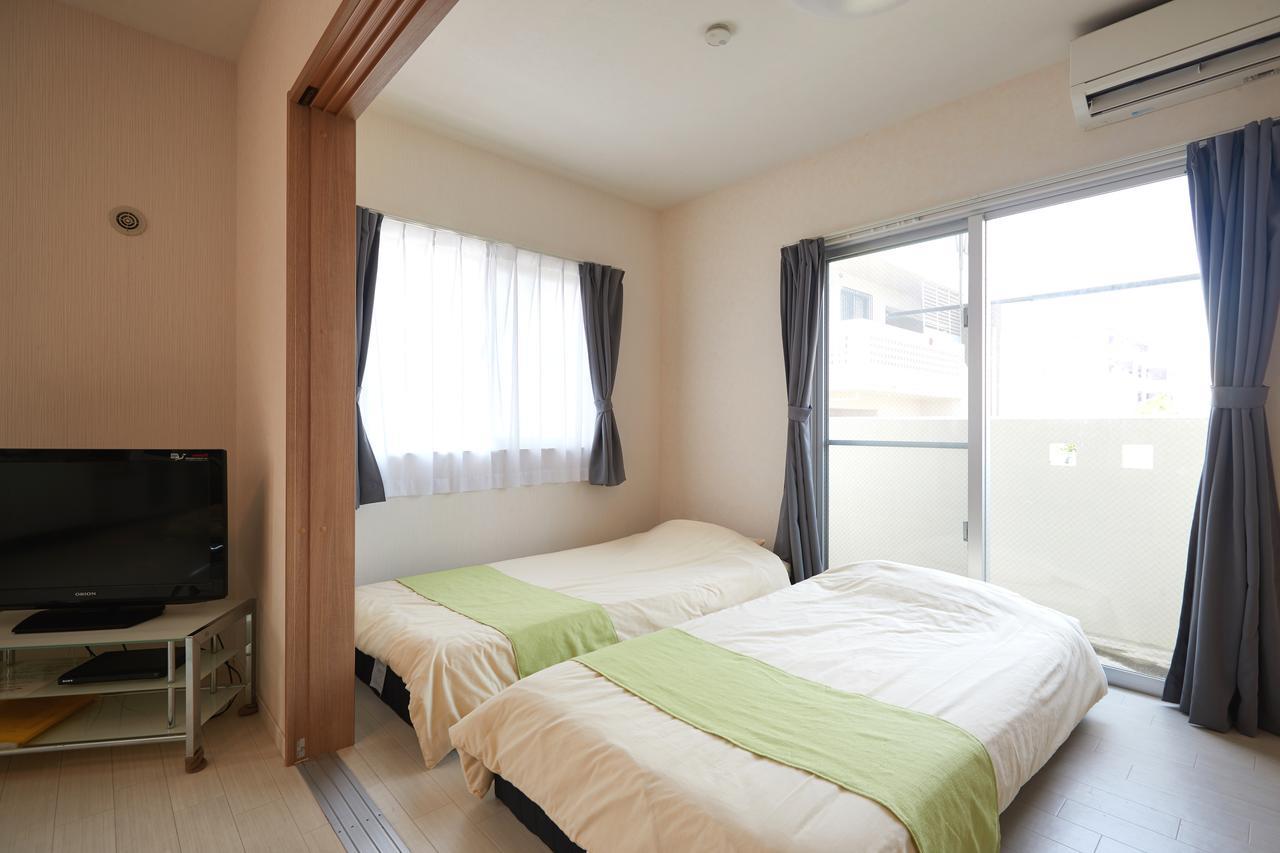 Ferienwohnung Rainbow Terrace Ginowan Exterior foto