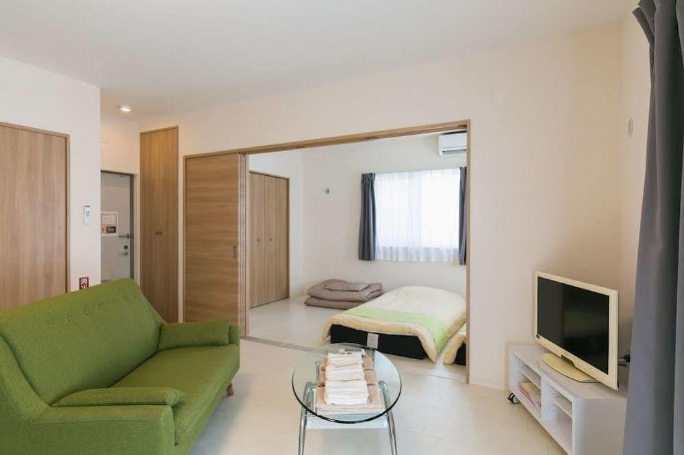 Ferienwohnung Rainbow Terrace Ginowan Exterior foto